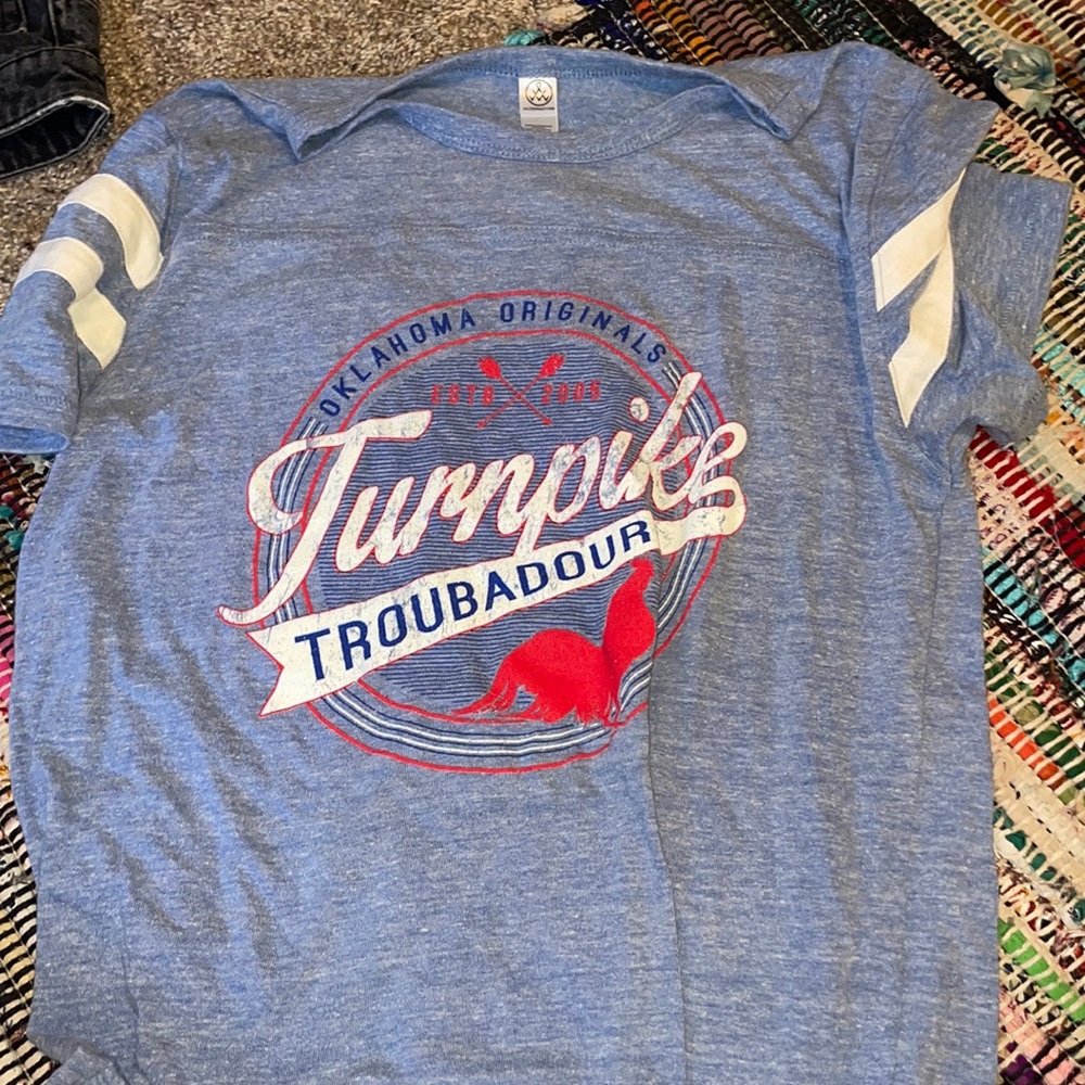 Tee